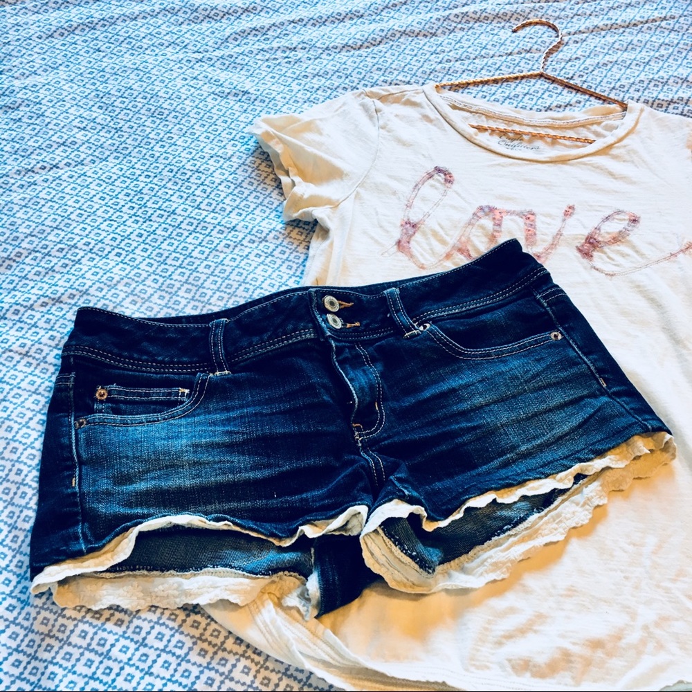 American Eagle Lace trimmed denim shorts